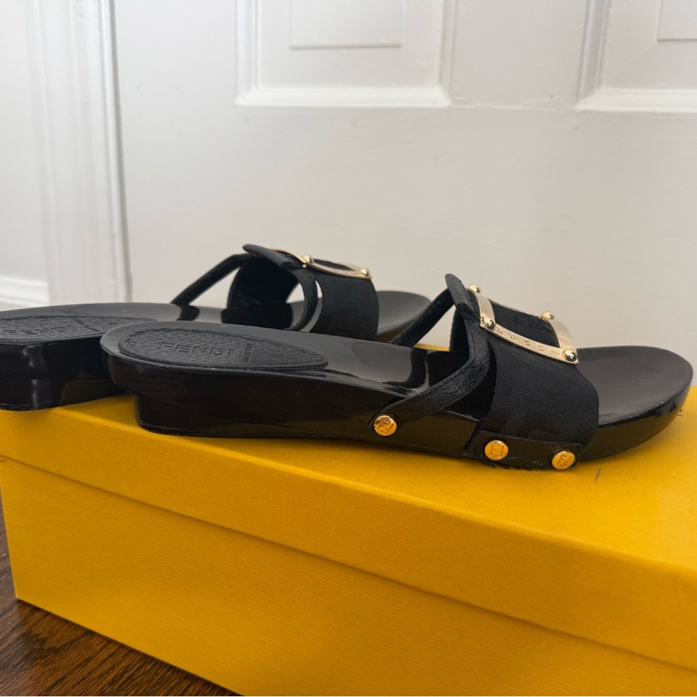 FENDI Authentic Black Wooden Slide Sandals w/ Logo Canvas & Gold Buckle, size 37 - Picture 4 of 9